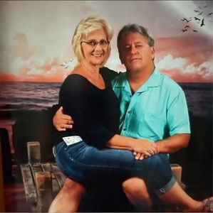 Meet your Posher, Debbie